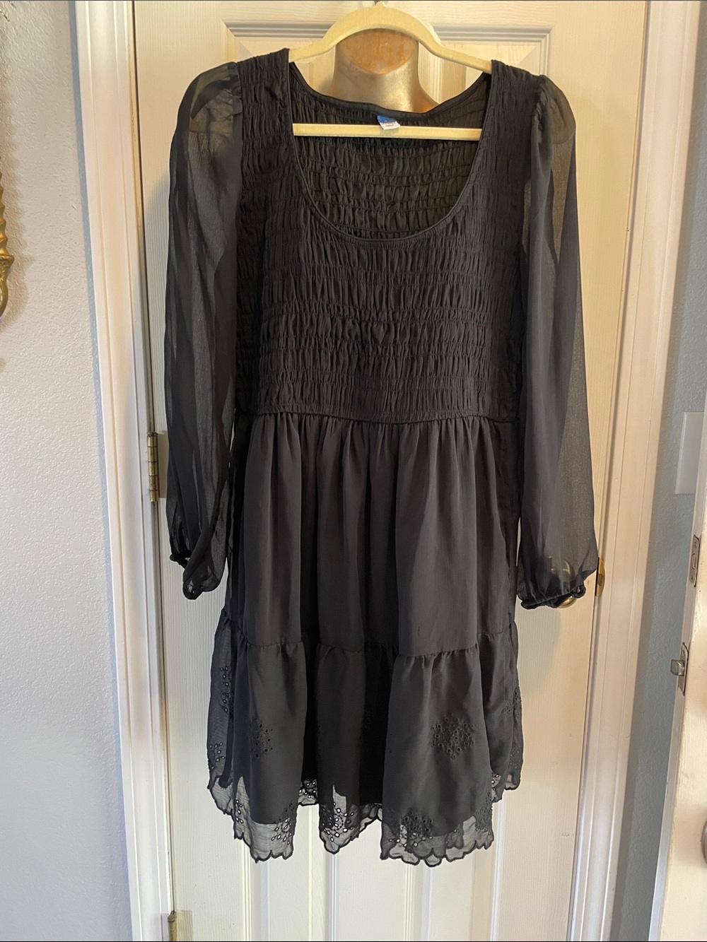 Old Navy Black Long-Sleeve Smocked Babydoll Dress